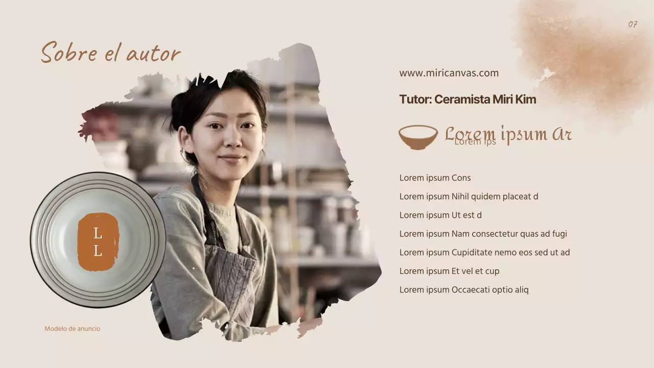 Clase de cerámica de un día con un toque tradicional en beige y marrón