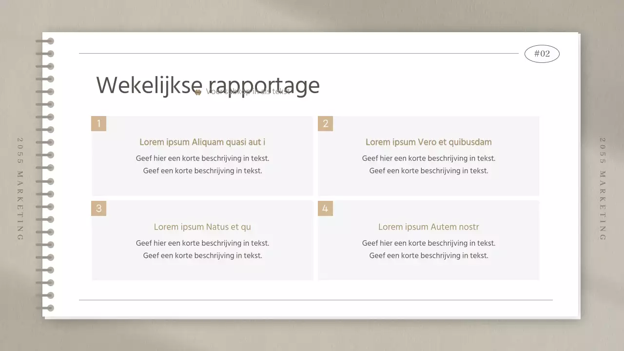 Notulen van marketingstudies in een eenvoudig beige notitieboekje