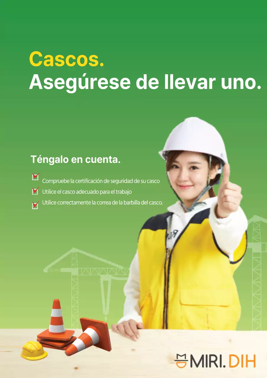 Consejos de seguridad en las obras con una mujer con casco verde