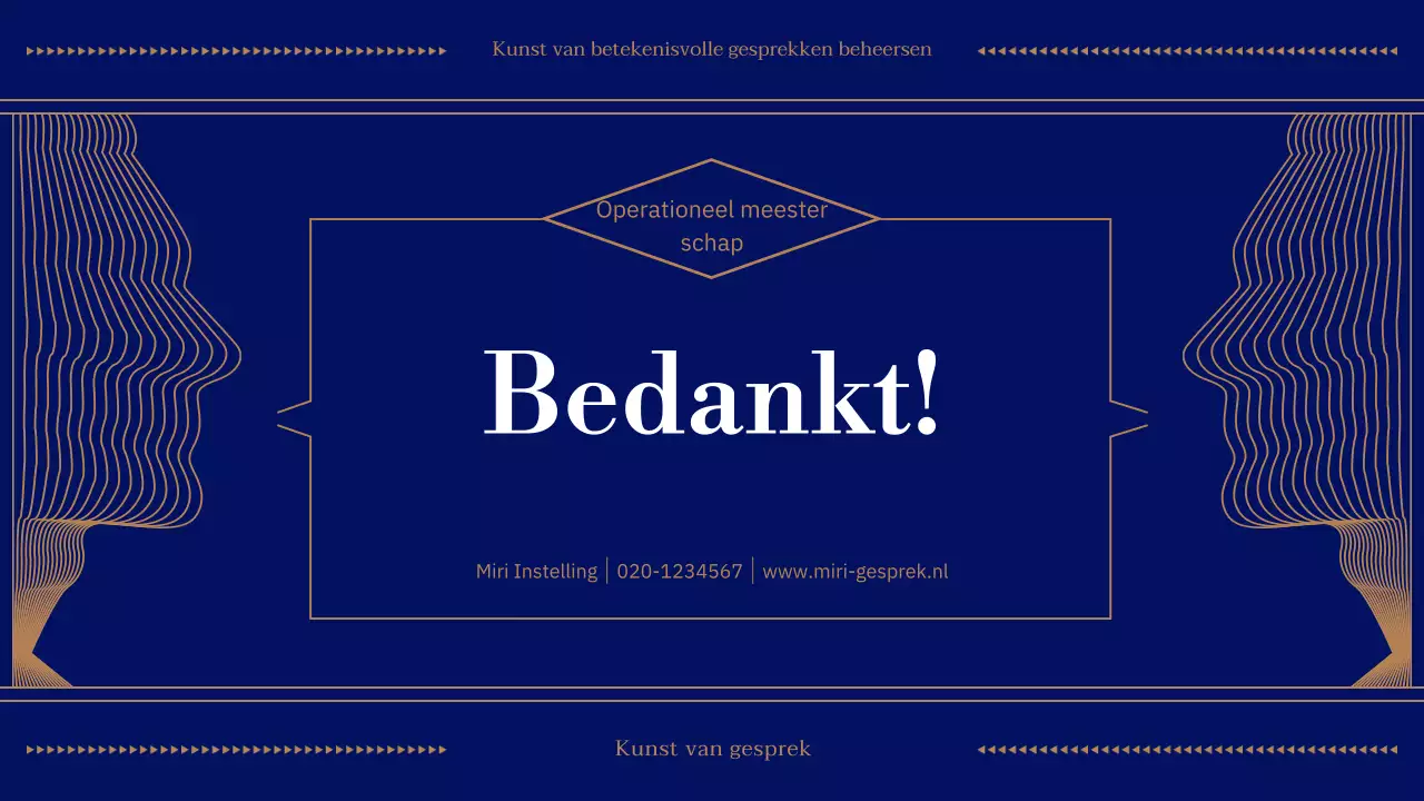 Marineblauw en beige dialoog van de dag