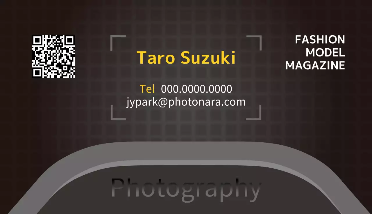 黒 モダン モデル 名刺