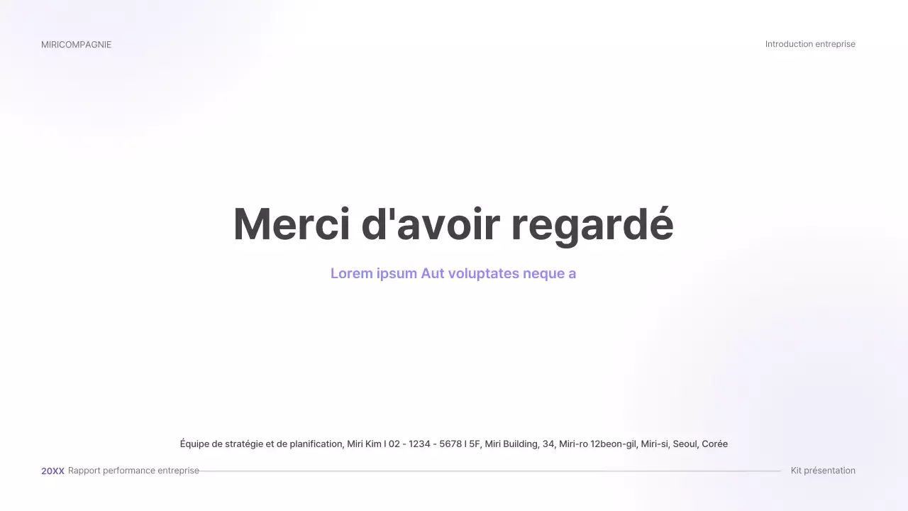 Kit de présentation d'entreprise violet, concept UI tridimensionnel