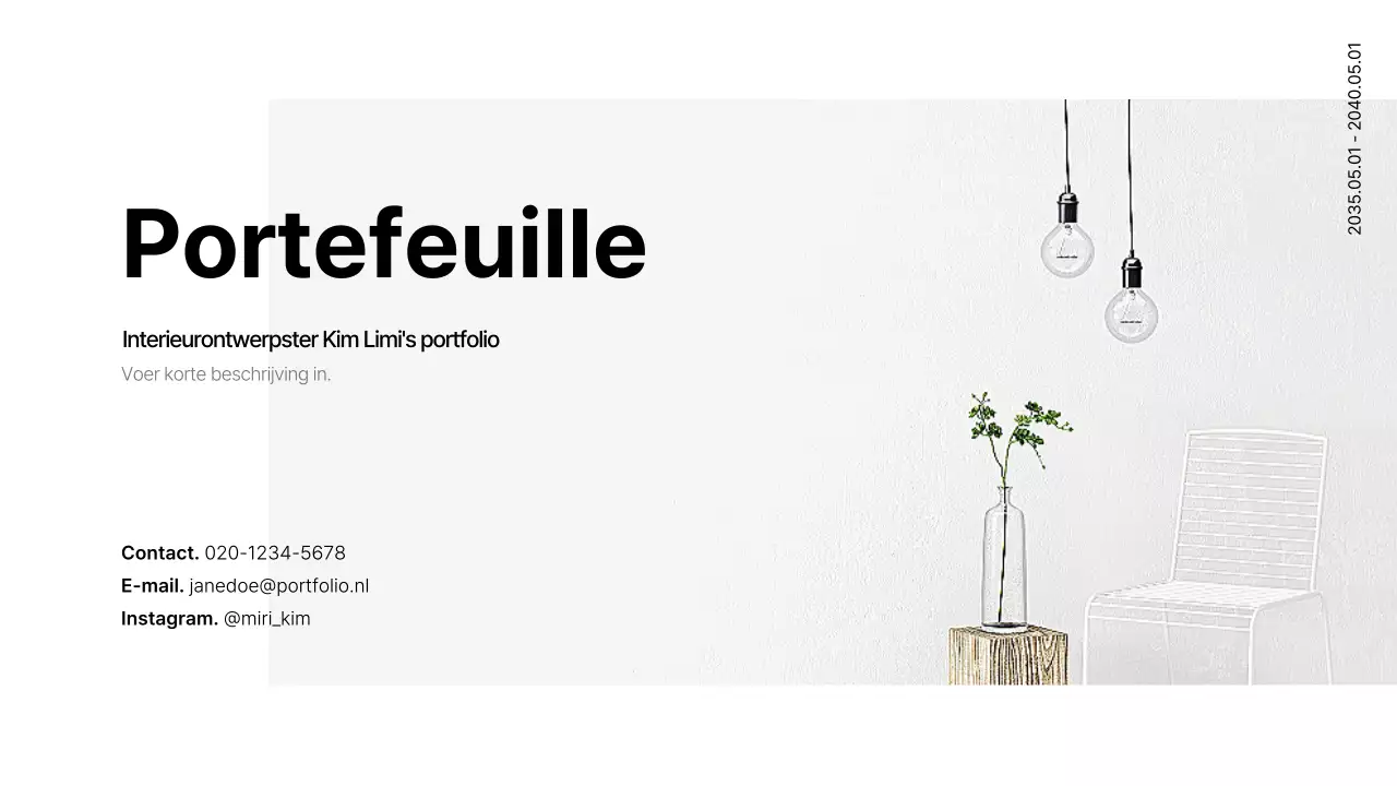 Portfolio voor eenvoudige interieurontwerper in wit en lichtblauw