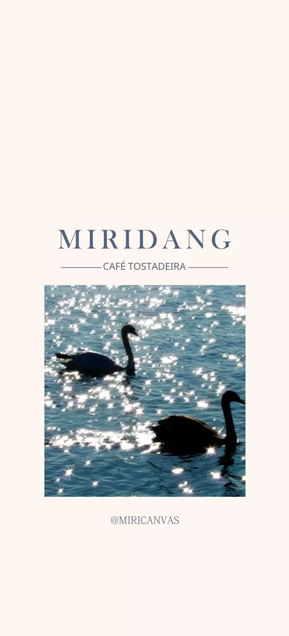 Fotografias emocionais em branco e azul para promover um café