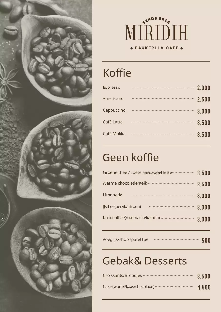 Café menuposter met foto's in warme beige tinten