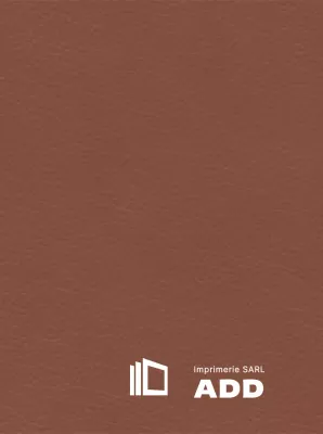 Article promotionnel d'entreprise conceptuel avec le symbole du logo sous la forme de couches de papier soignées.