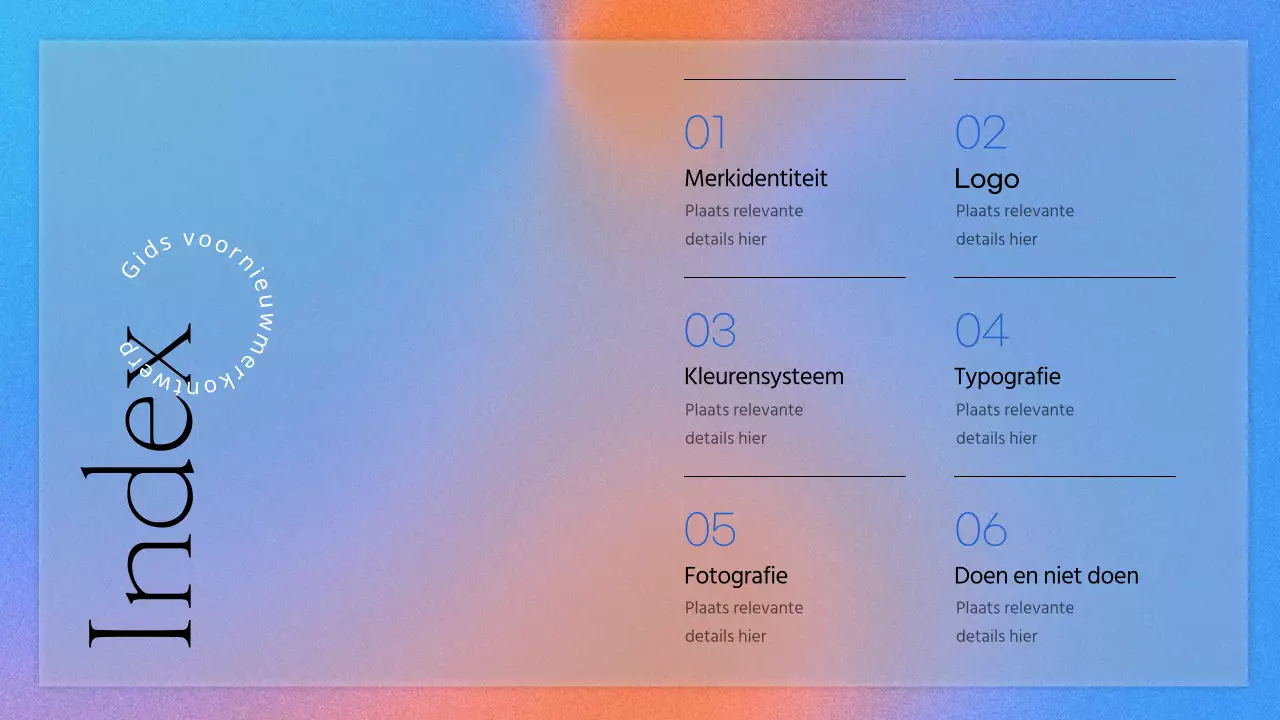 Een strakke presentatie van de merkgids in rood en blauw