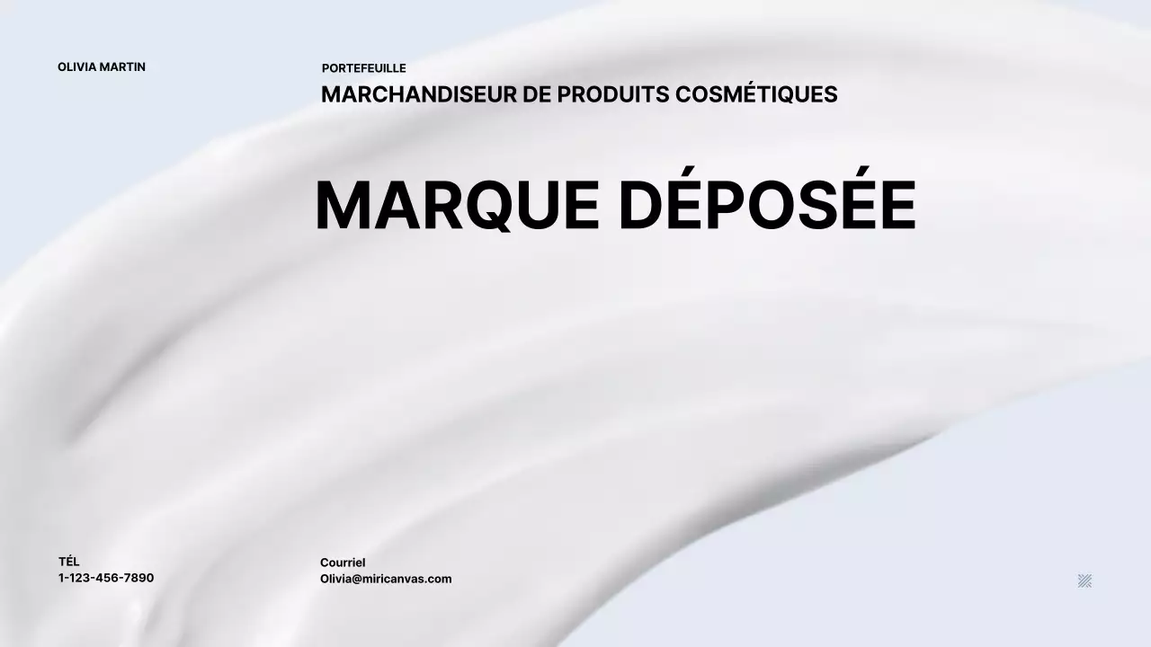 Portefeuille simple de cosmétiques MD en bleu clair et noir