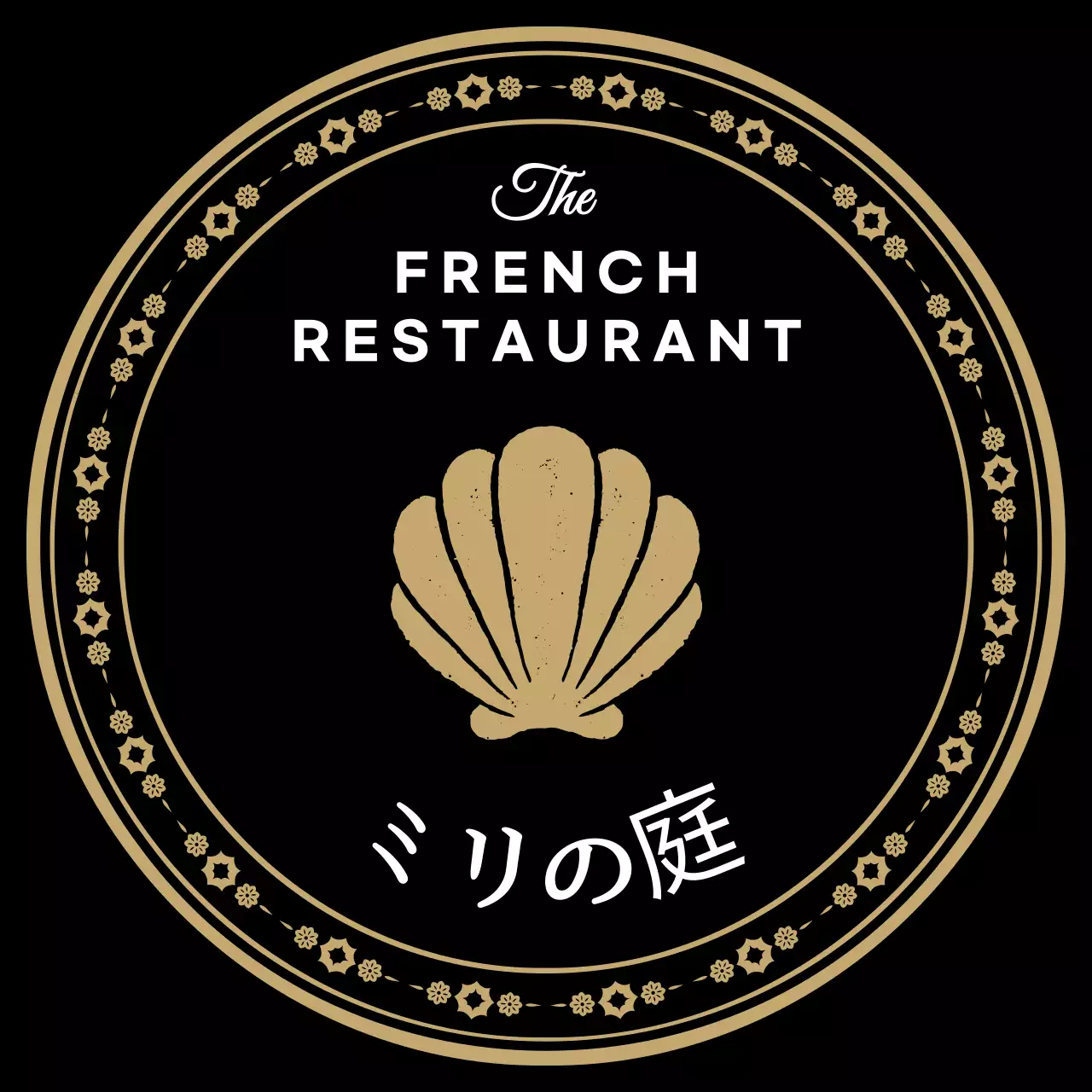 ゴールドの華やかなフレームのフレンチレストラン