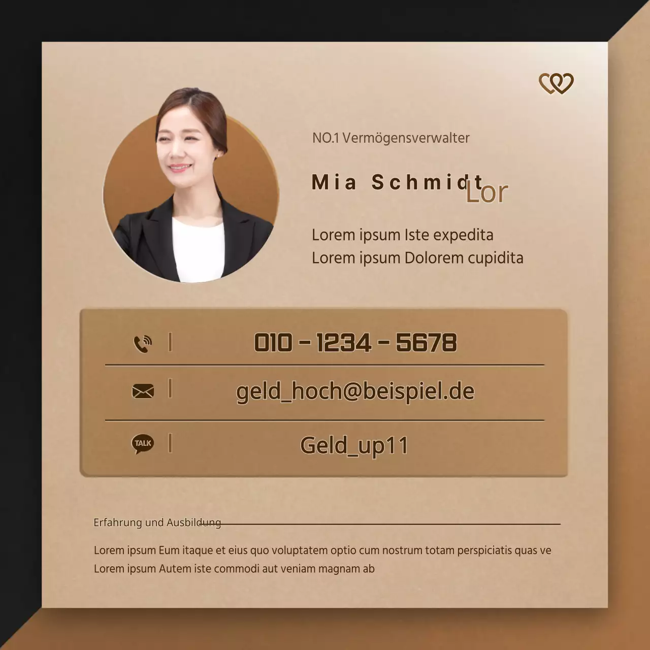 Eine einfache Profilkarte in Schwarz und Gold