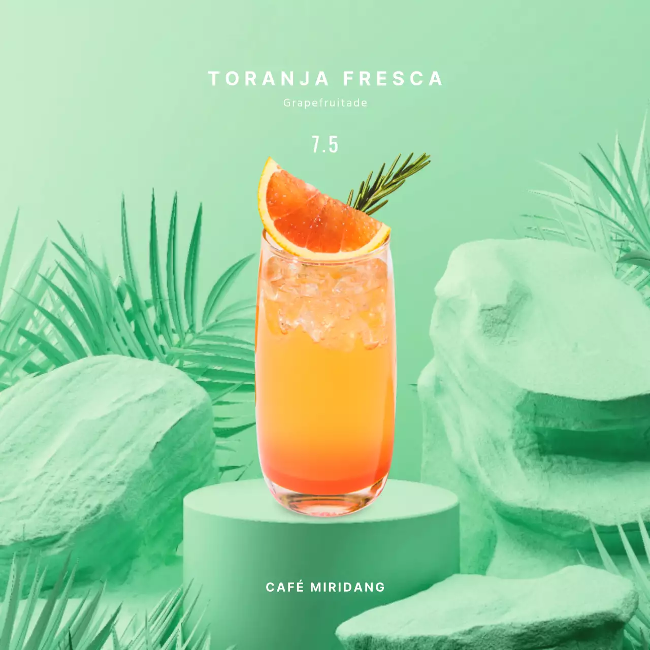 Bebidas de verão com um fundo verde tropical