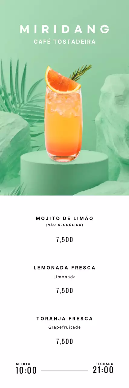 Bebidas de verão com um fundo verde tropical