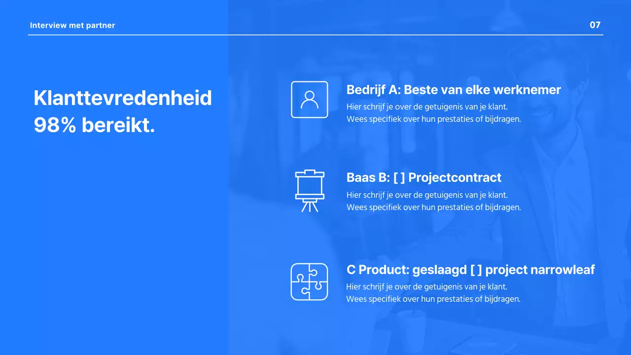 Een moderne bedrijfspresentatie in blauw en wit