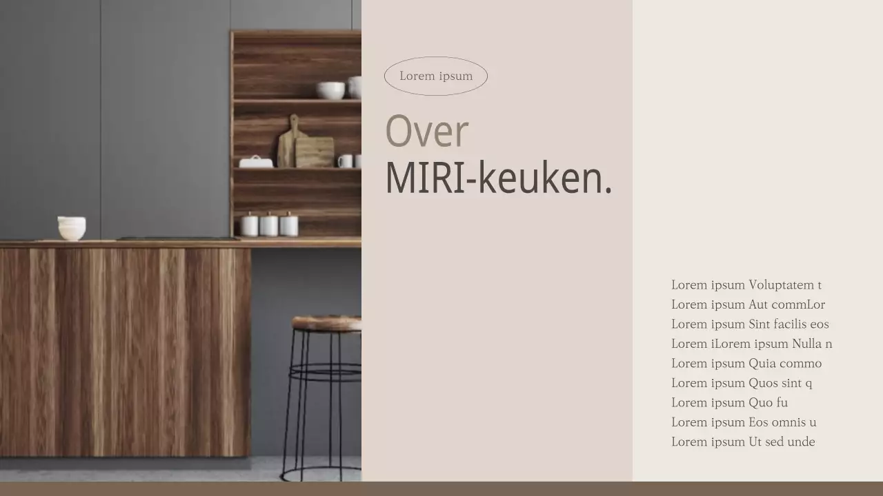 Moderne gedeelde keuken in beige en bruin (presentatie)