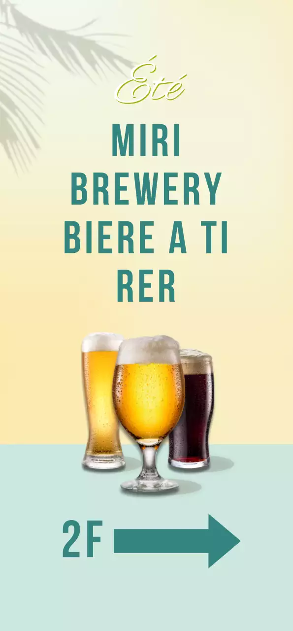 Bannière avec bière jaune et ombre de palmier sur fond menthe