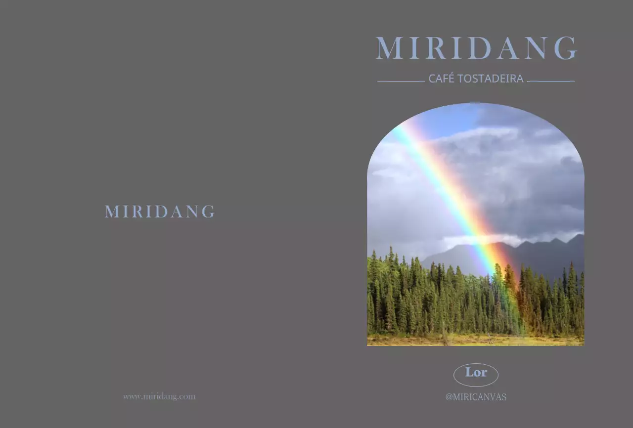 Promover um café com uma fotografia emotiva em cor-de-rosa