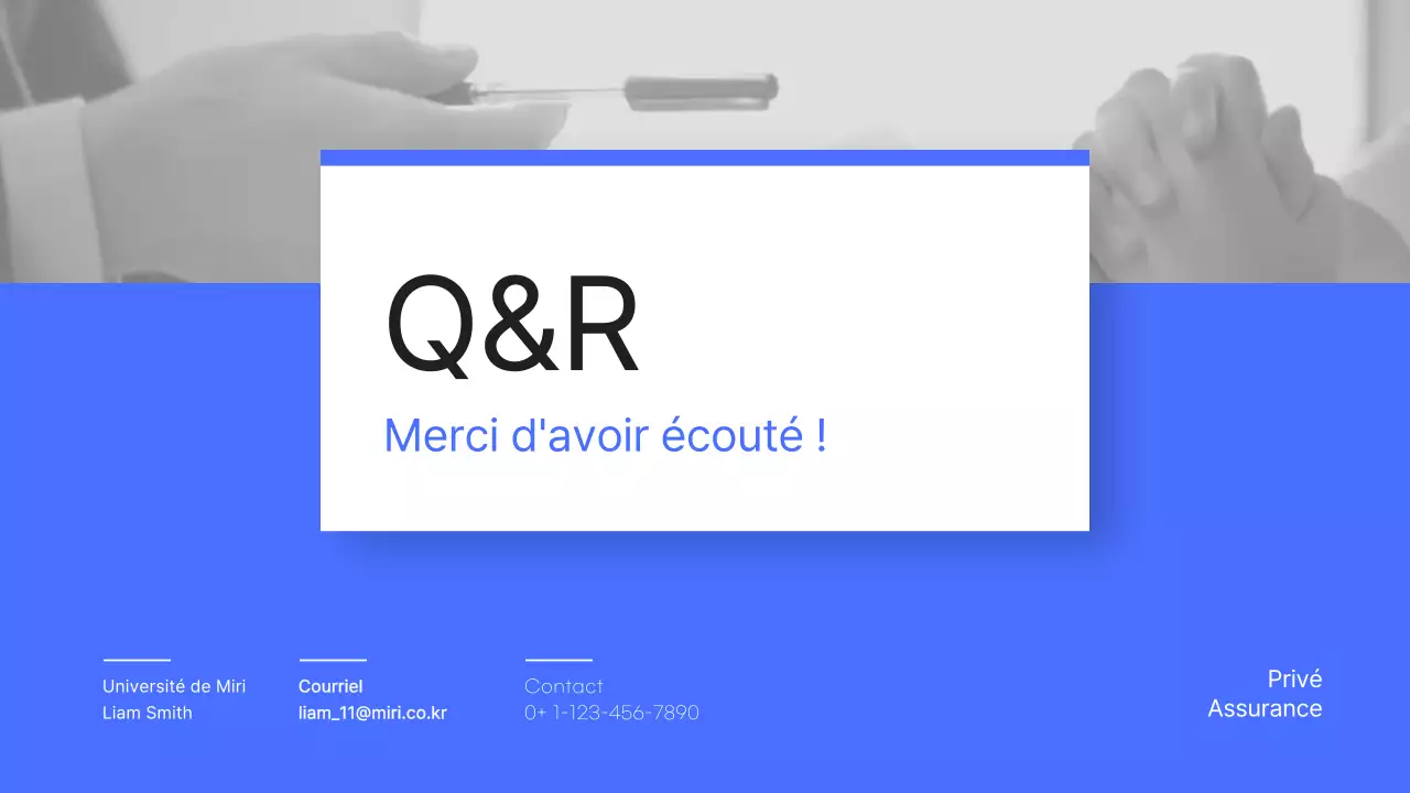 Une présentation simple de l'assurance en bleu et bleu clair