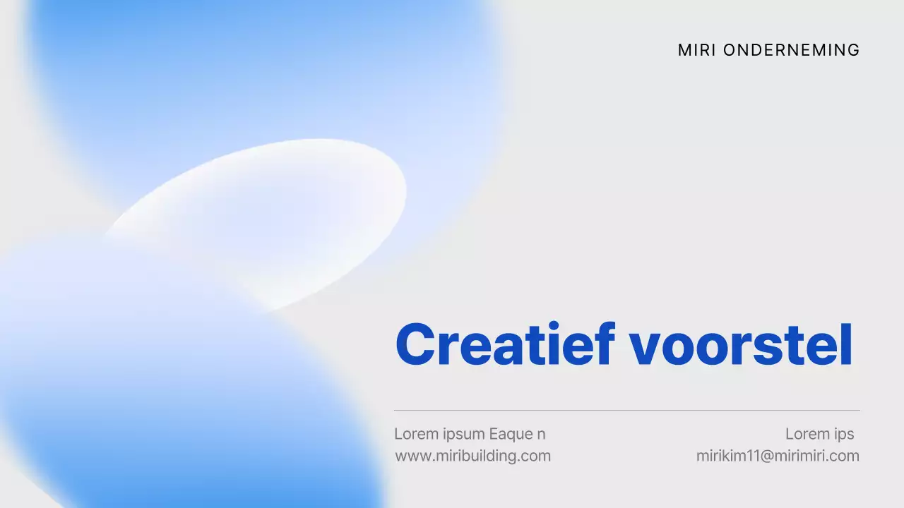 Eenvoudig lichtblauw en blauw advertentie media voorstel