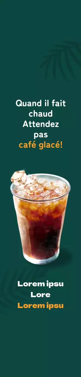 Café Americano glacé avec ombre de palmier sur fond vert