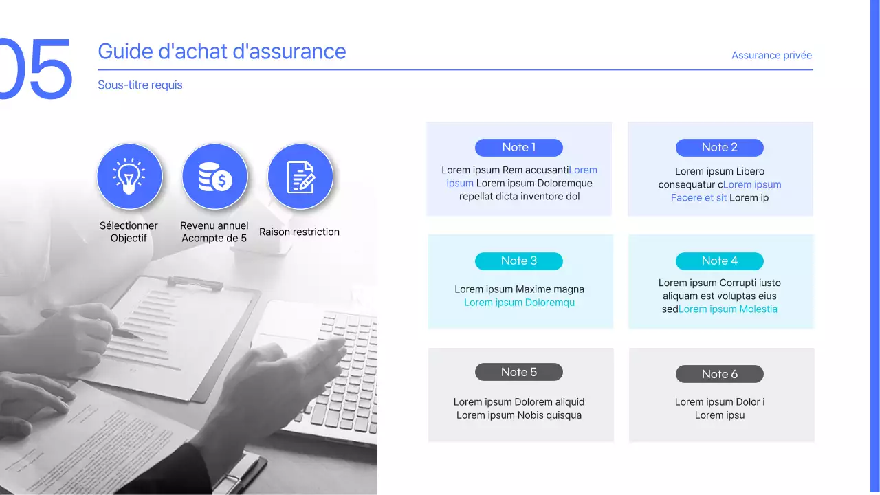 Une présentation simple de l'assurance en bleu et bleu clair