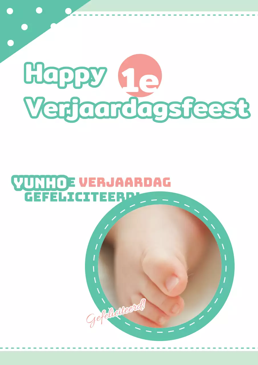 Schattige eerste verjaardag met mintkleurige pasgeboren foto's