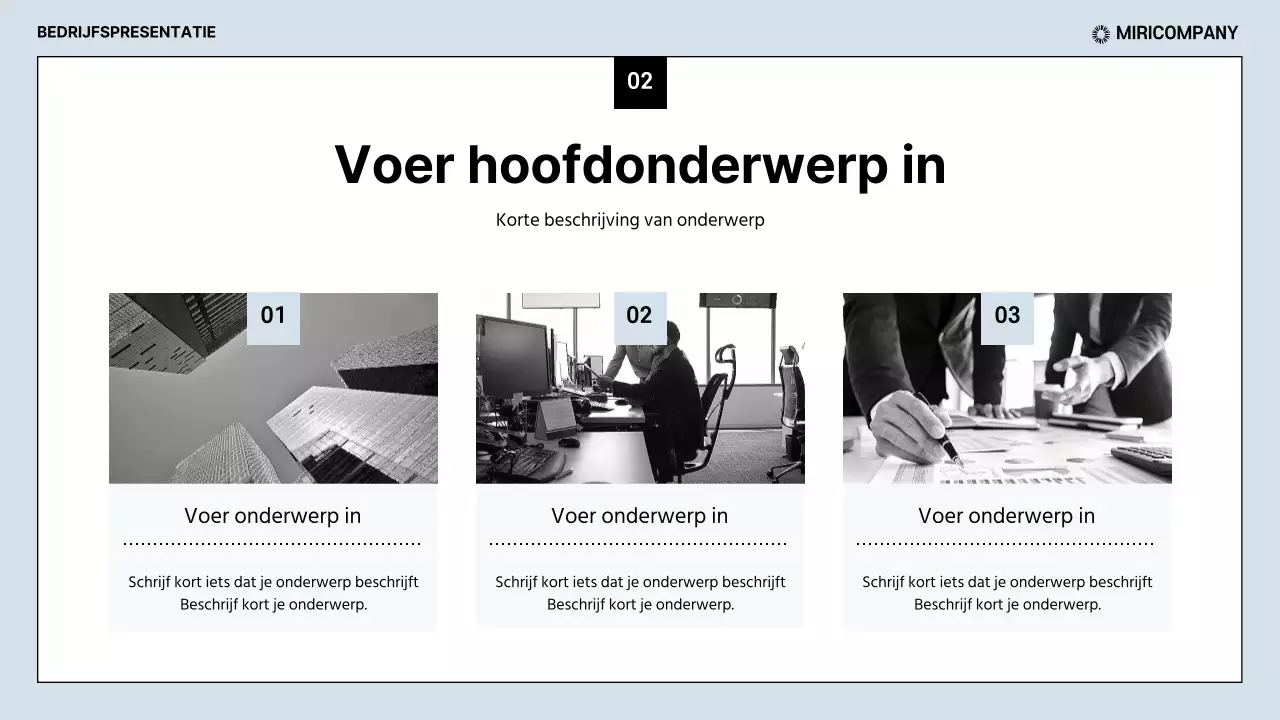 Strakke zakelijke rapporten in lichtblauw en zwart