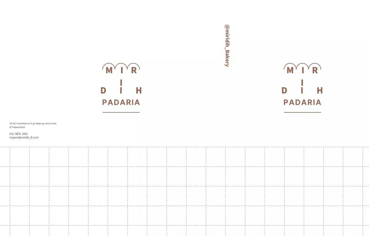 Envelope simples com pão castanho e ilustração de padrão