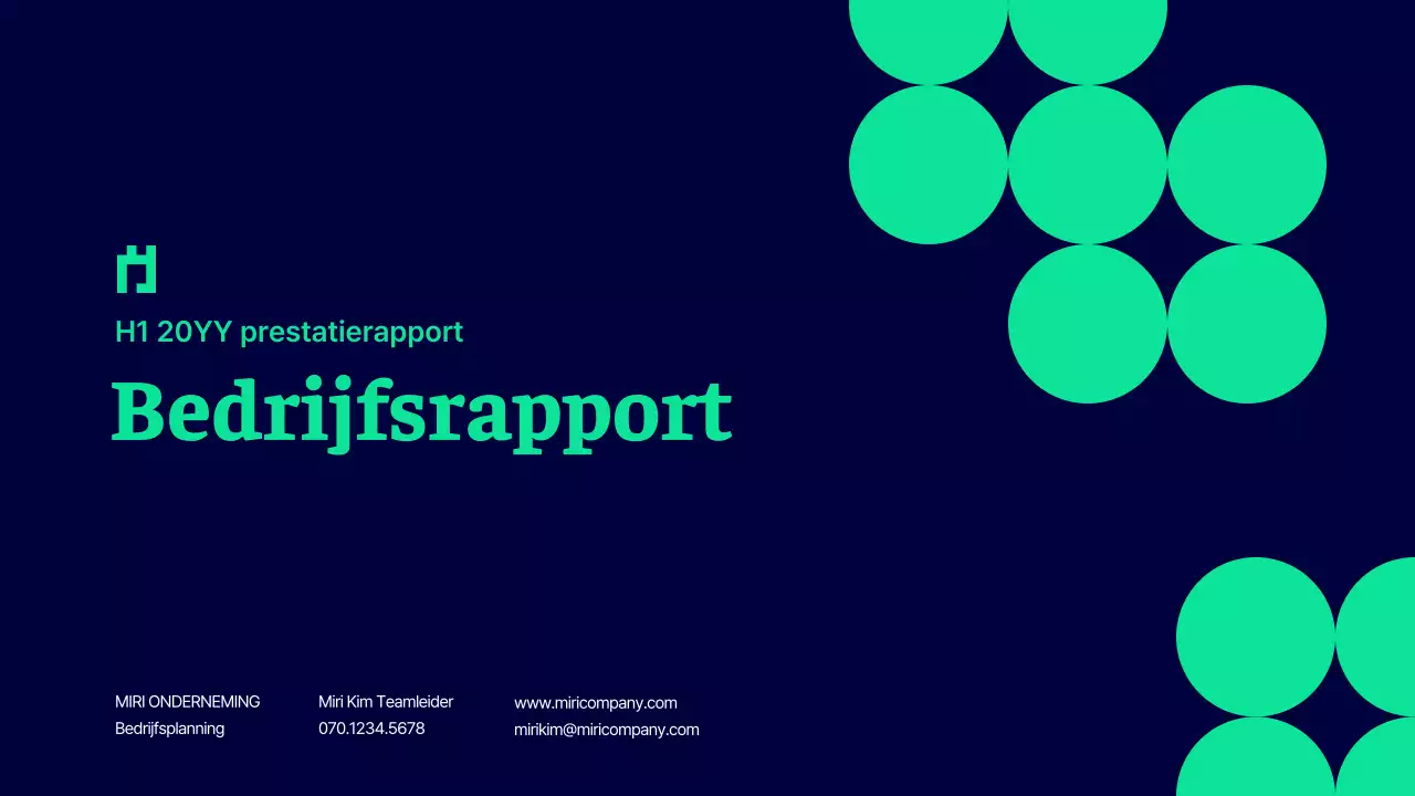 Eenvoudig prestatierapport voor de eerste helft met marineblauwe en groene cirkels