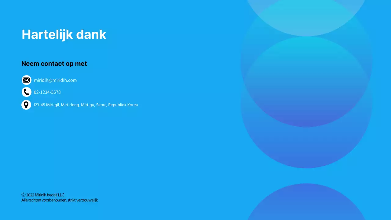 Een eenvoudige blauw-witte sollicitatiebrief voor bedrijven