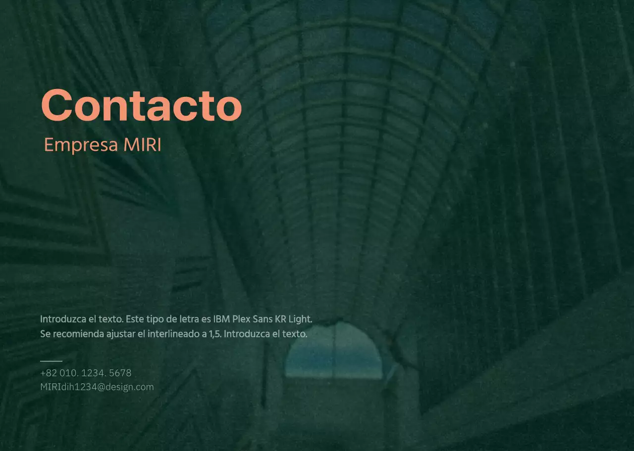 Concepto texturizado encuadernación de muelles en verde y naranja