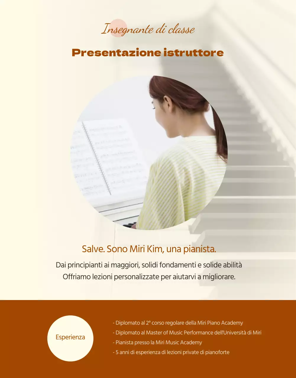 Dettagli di una lezione di pianoforte pulita ed emozionale