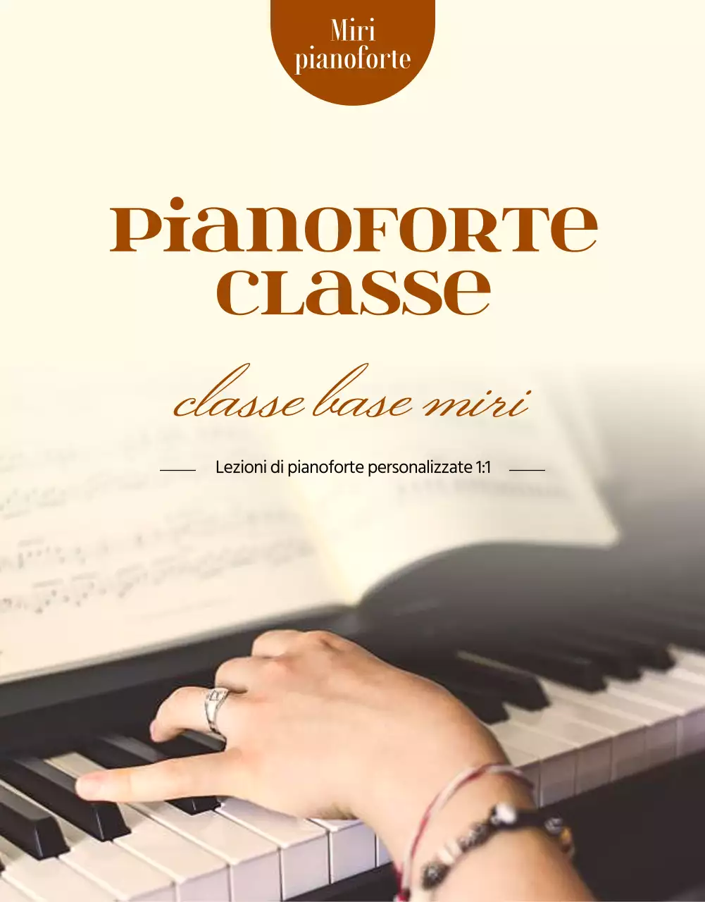 Dettagli di una lezione di pianoforte pulita ed emozionale