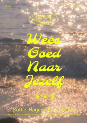 Eenvoudige caféposter met zeeachtergrond en gele tekst