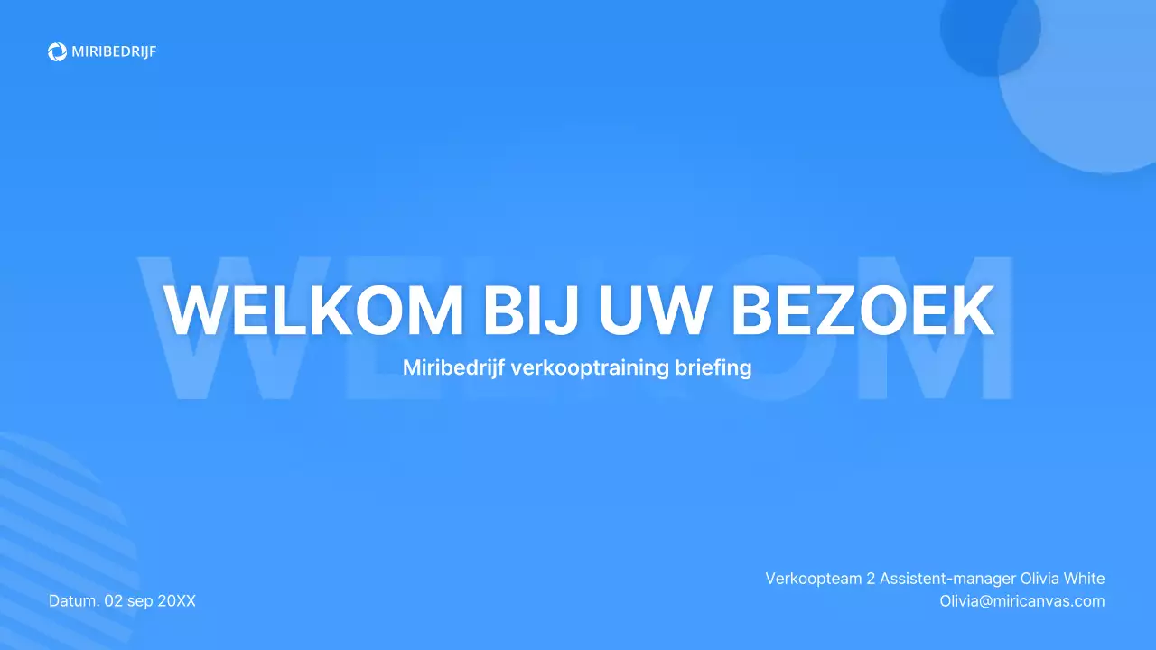 Training voor verkopers met blauwe, driedimensionale vormen