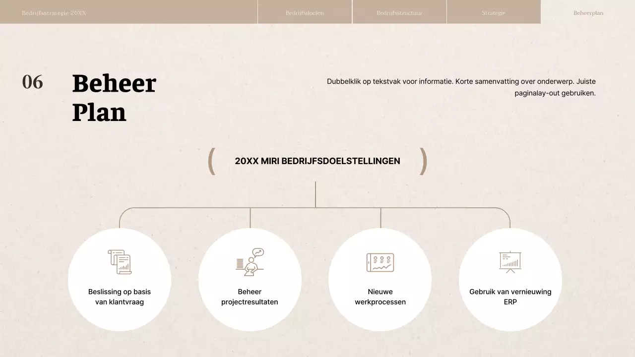 Rapport over bedrijfsstrategie met beige papiertextuur