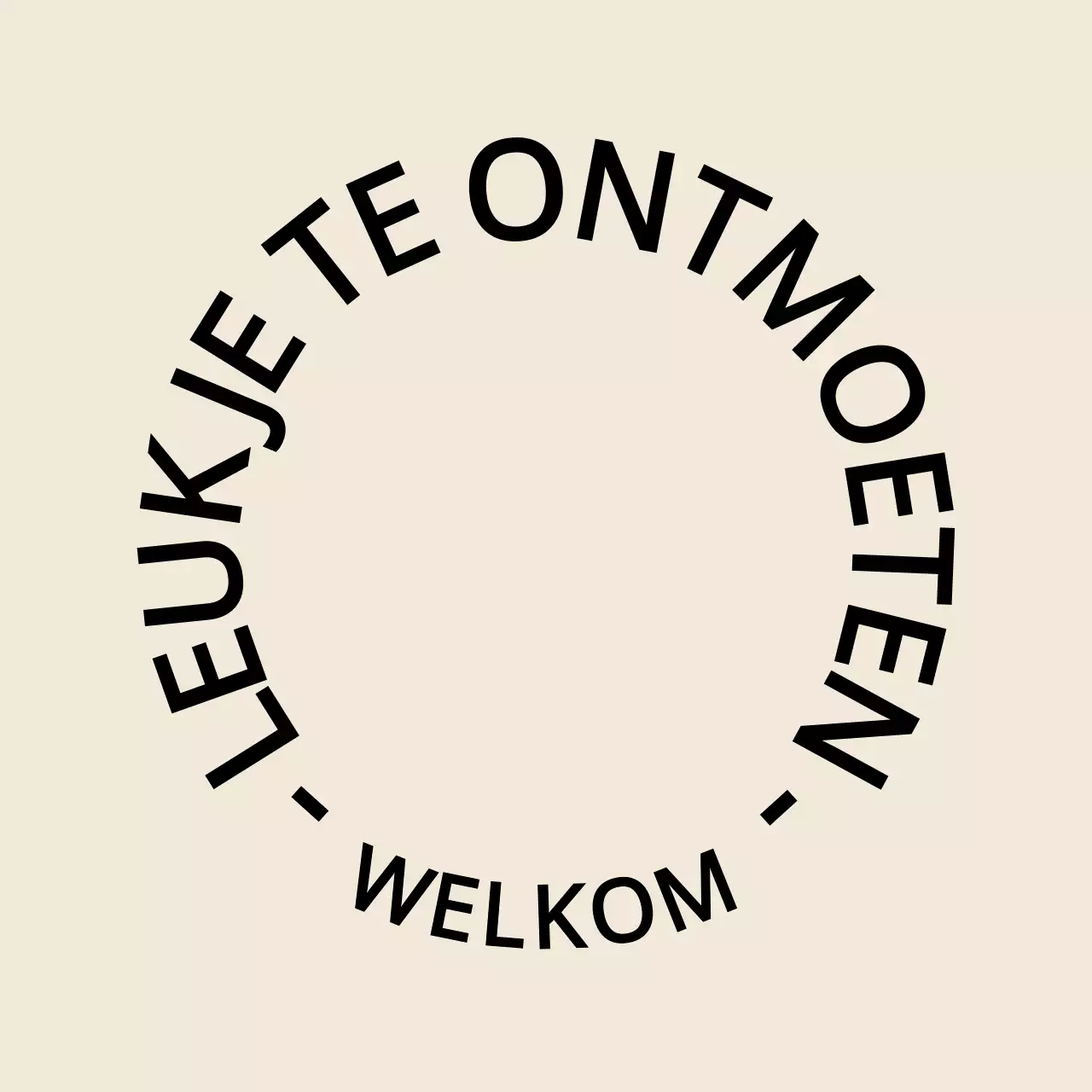 Eenvoudige, emotionele tekststijl in lichtbruin en zwart