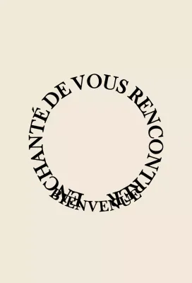 Texte simple et émotionnel en marron clair et noir