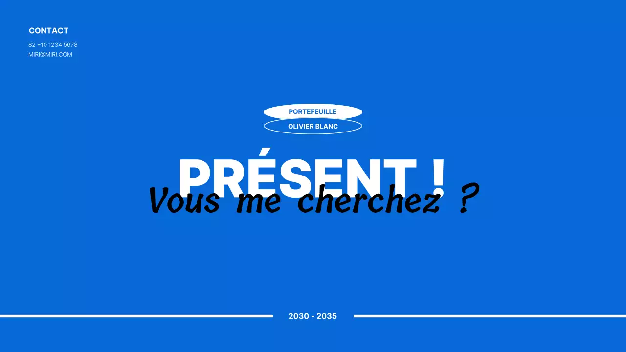 Un portefeuille bleu et organisé
