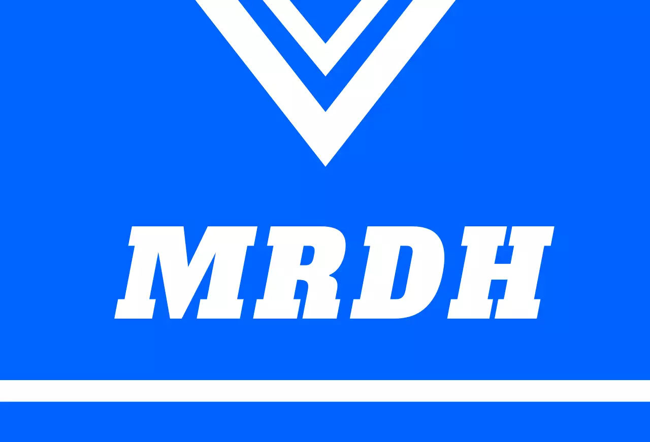 Sportgeschäft Uniform Balsa mit weißem Logo auf blauem Hintergrund