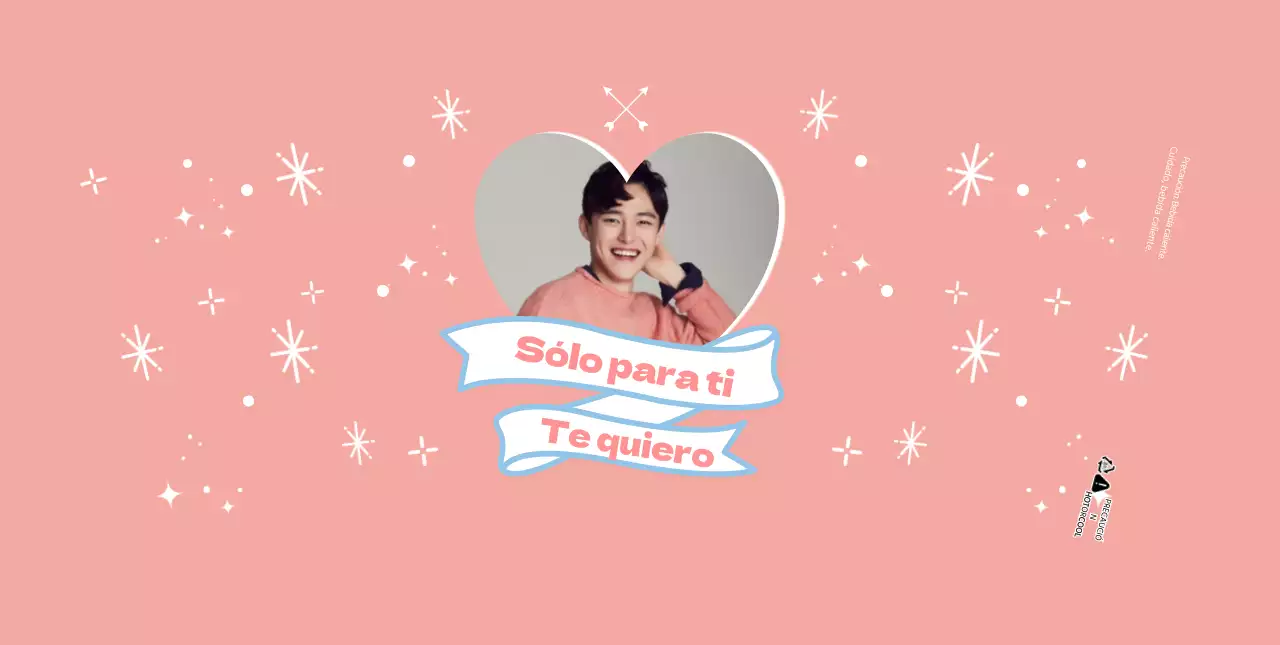 Vasos de papel rosa con merchandising de famosos