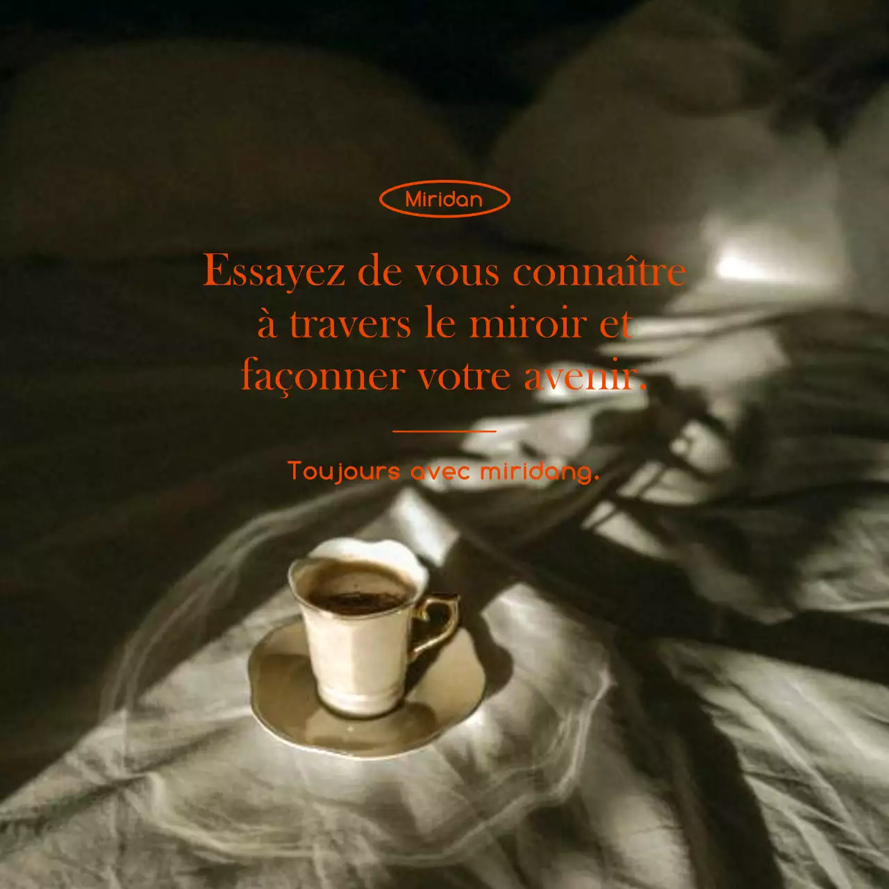 Combinaison émotionnelle et simple de photos et de textes de cafés pour les marchandises et les promotions de cafés