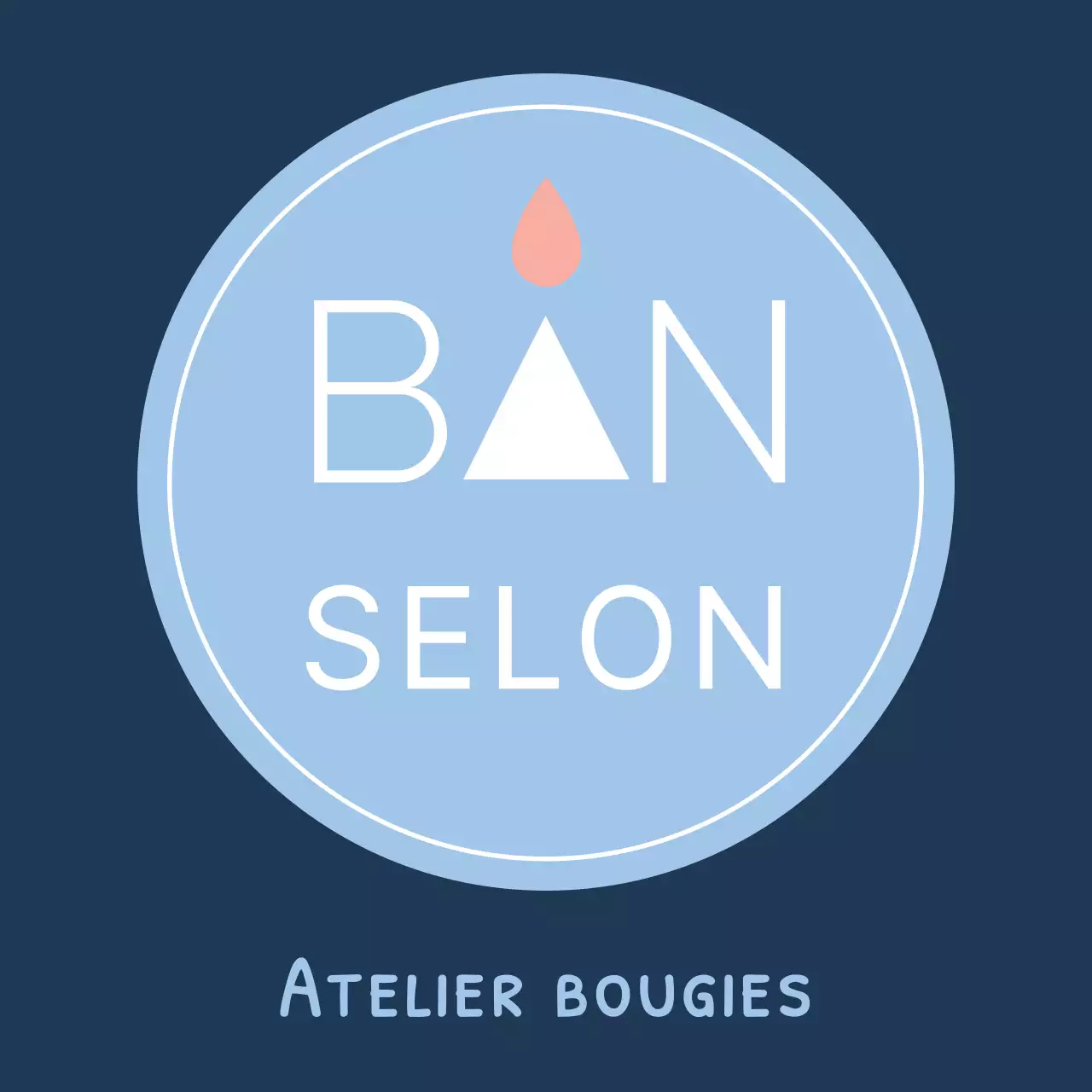 Logo texte simple et moderne en bleu clair et blanc pour le personnel et l'expérience d'un magasin de bougies.