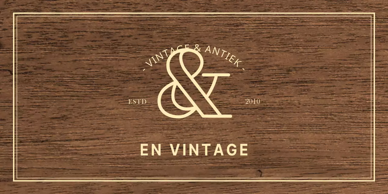 Vintage antiek winkelbord met ivoorkleurige tekst voor een klassieke look