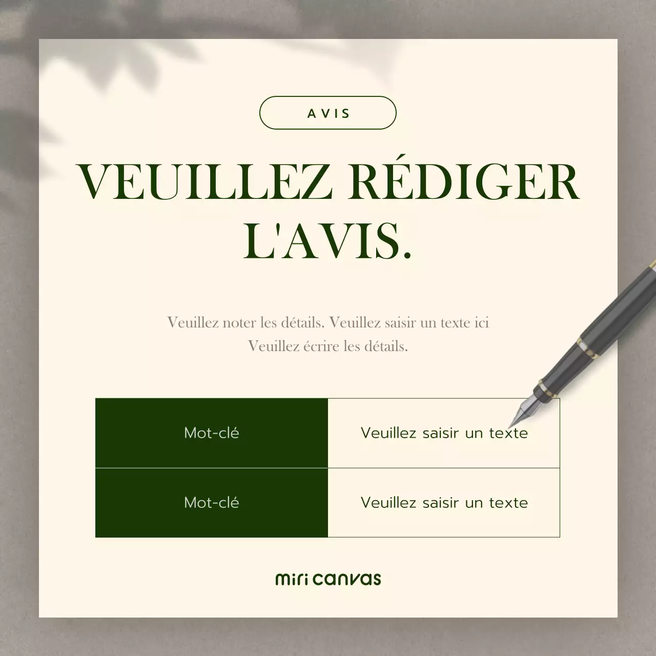 Un concept d'instrument d'écriture épuré dans des tons beiges et neutres