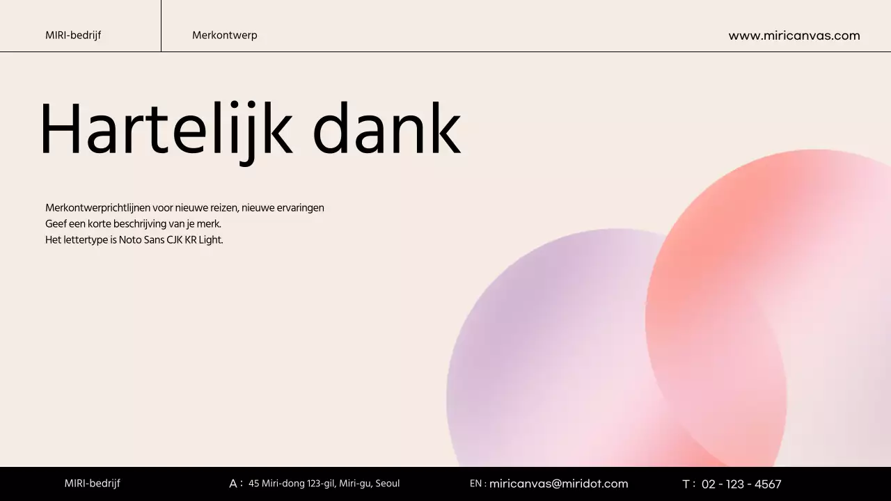 Een eenvoudige merkrichtlijn met ivoor en oranje kleuren