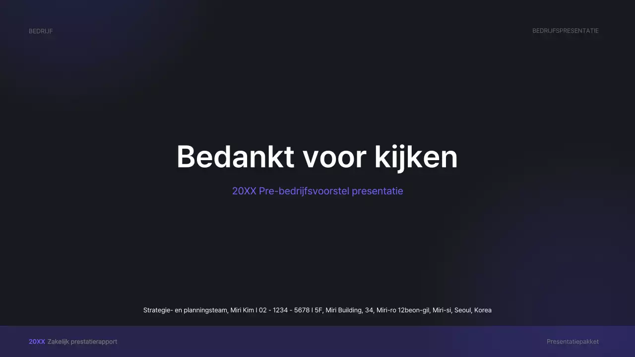 Paarse, driedimensionale UI-concept zakelijke presentatie kit