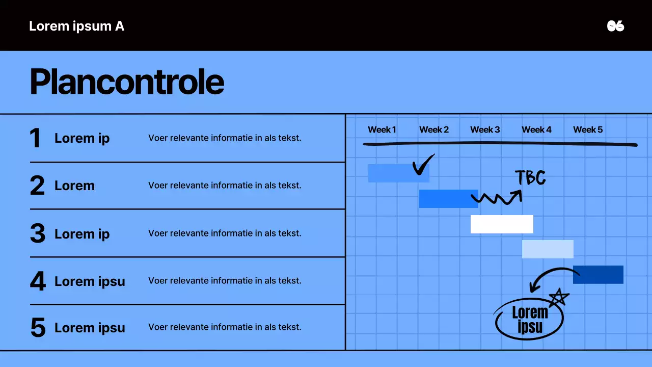 Marketingstudiepresentatie met blauw notitieblokconcept