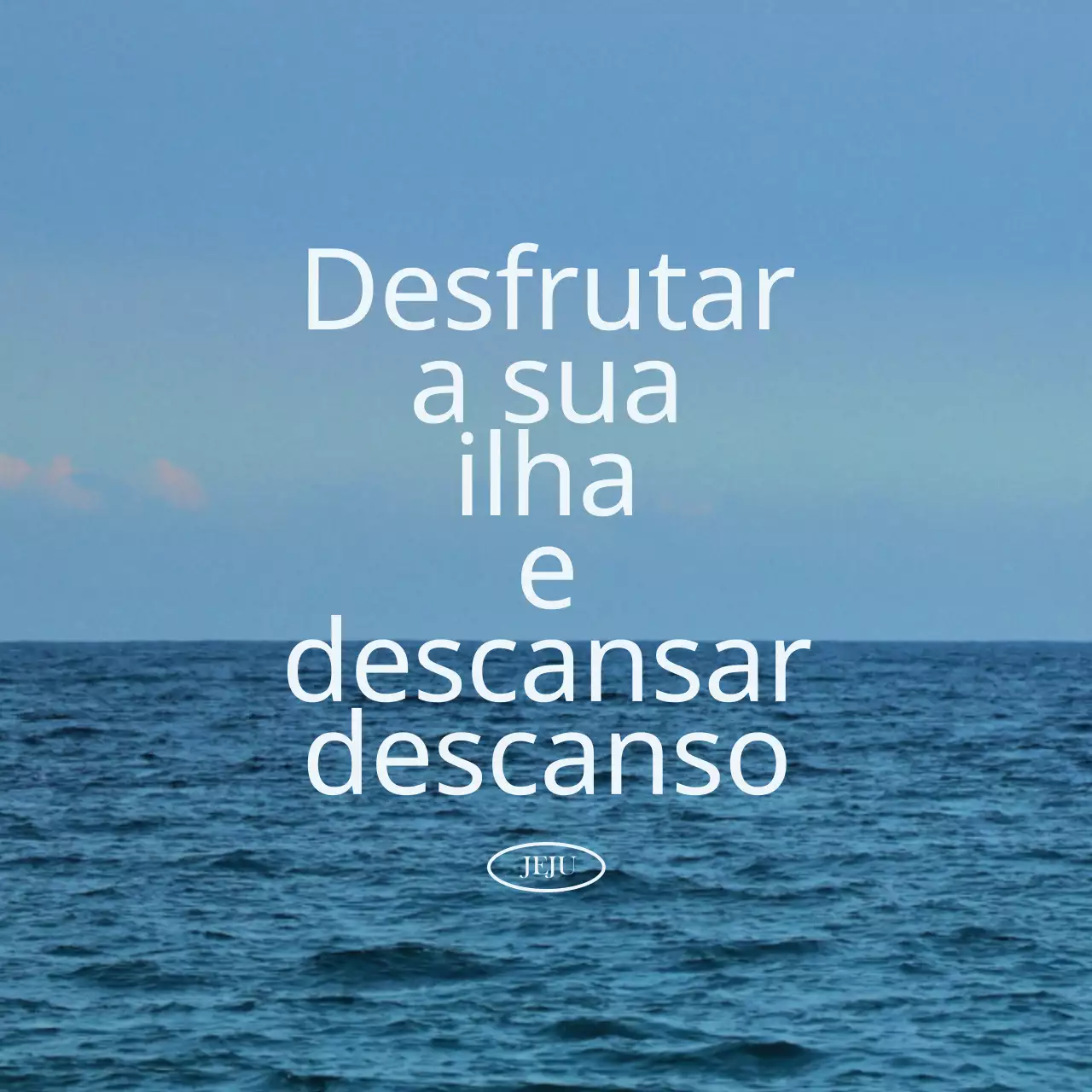 Conceber um produto turístico de texto emotivo com uma fotografia do oceano calma e emotiva como pano de fundo
