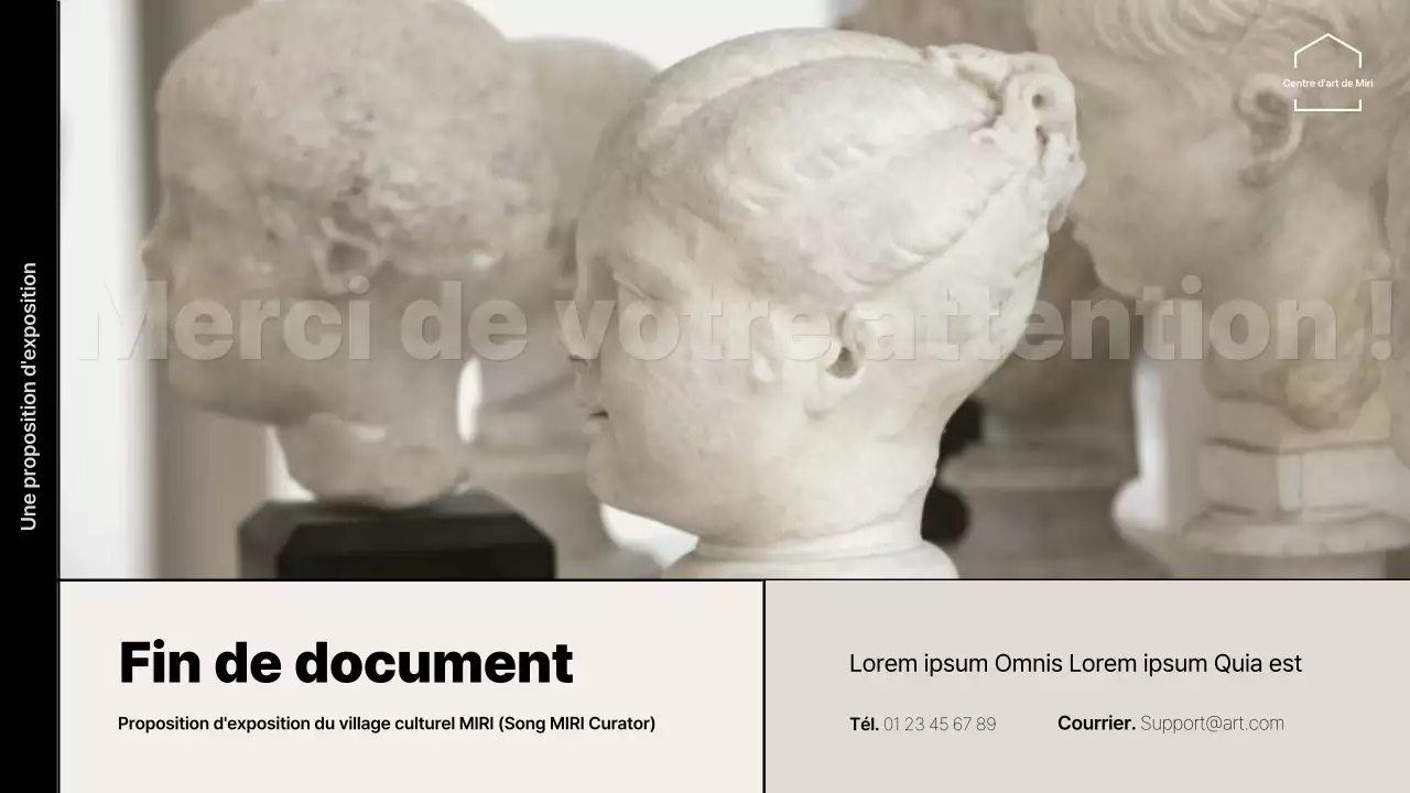 Proposition d'exposition avec des accents de grille beige-noir