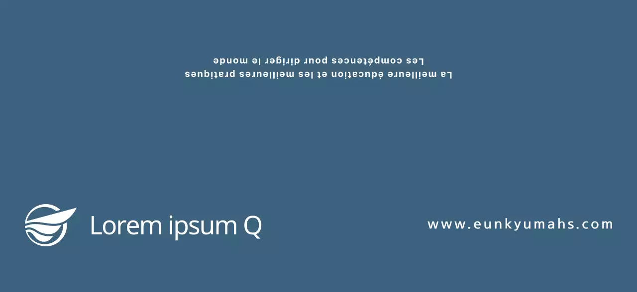 Un concept simple avec un texte bleu foncé pour promouvoir une école supérieure d'art.